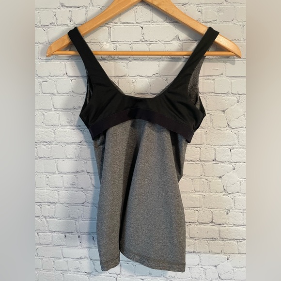 Lululemon Contour Tank - Picture 8 of 14